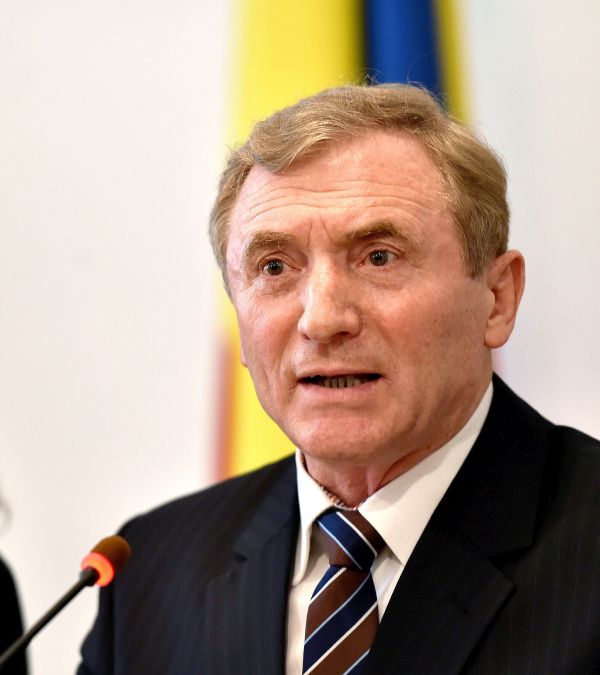 Augustin Lazăr